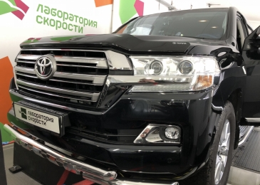 Toyota Land Cruiser 200 4.5d 2016